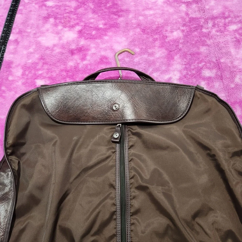 Vintage Samsonite Sentry Brown Faux Leather Hanging Bi-Fold Garment Bag Travel‎
